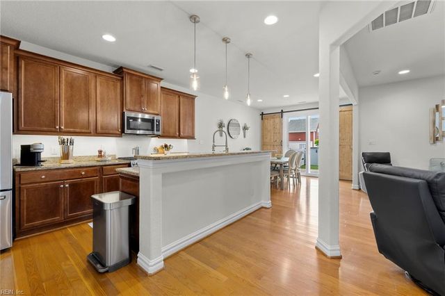 2115 Martlet LN, Virginia Beach, VA 23456