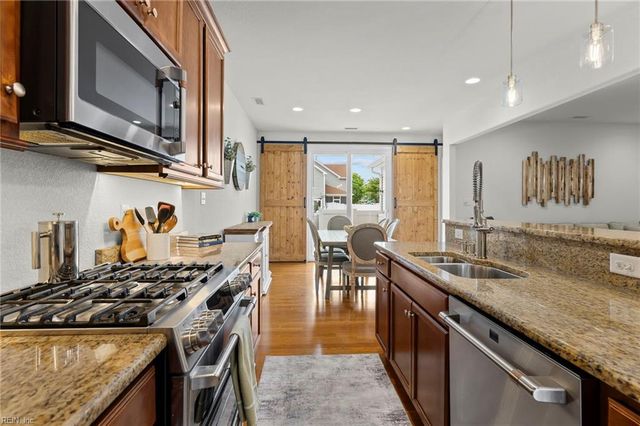 2115 Martlet LN, Virginia Beach, VA 23456