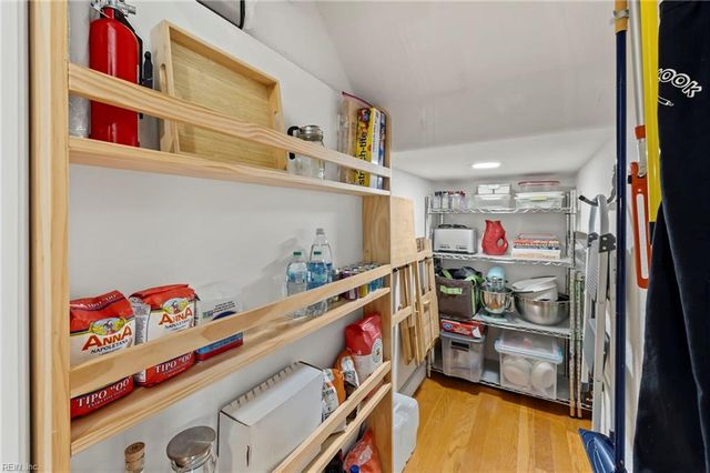 2115 Martlet LN, Virginia Beach, VA 23456