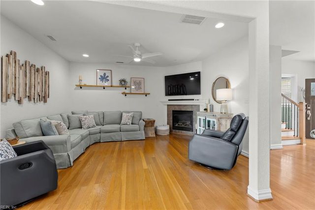 2115 Martlet LN, Virginia Beach, VA 23456