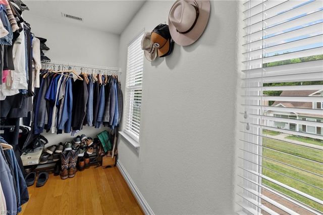 2115 Martlet LN, Virginia Beach, VA 23456
