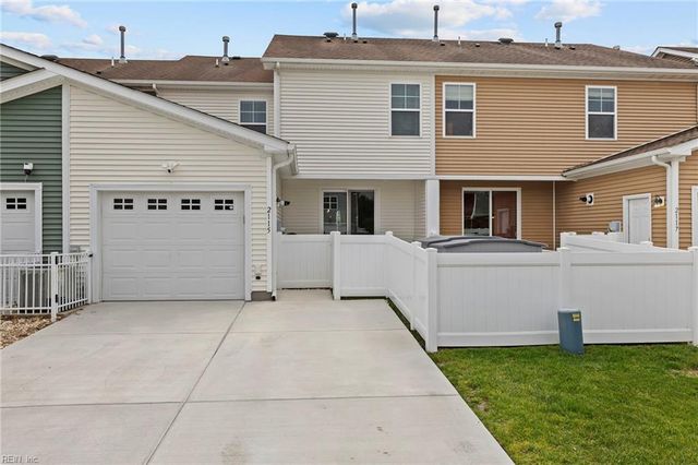 2115 Martlet LN, Virginia Beach, VA 23456