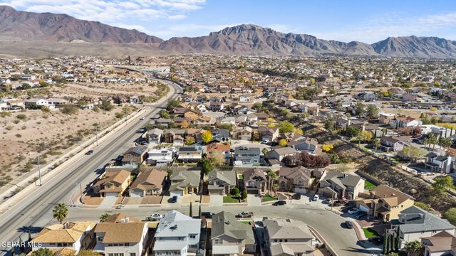 1512 PRICKLEY PEAR Drive, El Paso, TX 79912