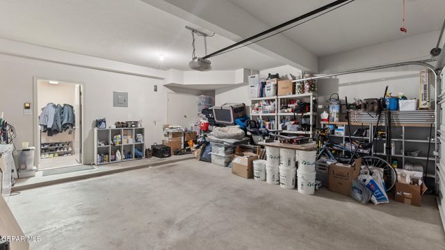 1512 PRICKLEY PEAR Drive, El Paso, TX 79912