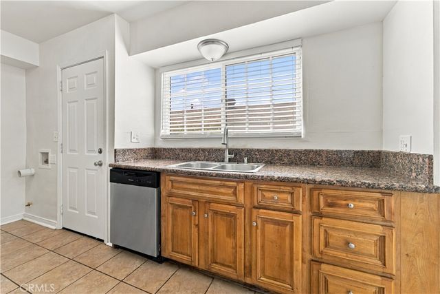 1264 S Arizona Avenue, Los Angeles, CA 90022