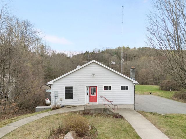 458 Williams Street, Brattleboro, VT 05301