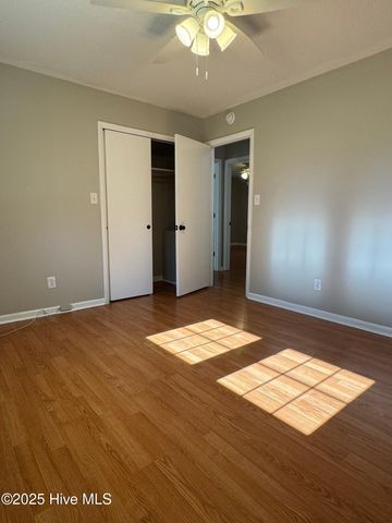 200 Deborah Place, Jacksonville, NC 28540