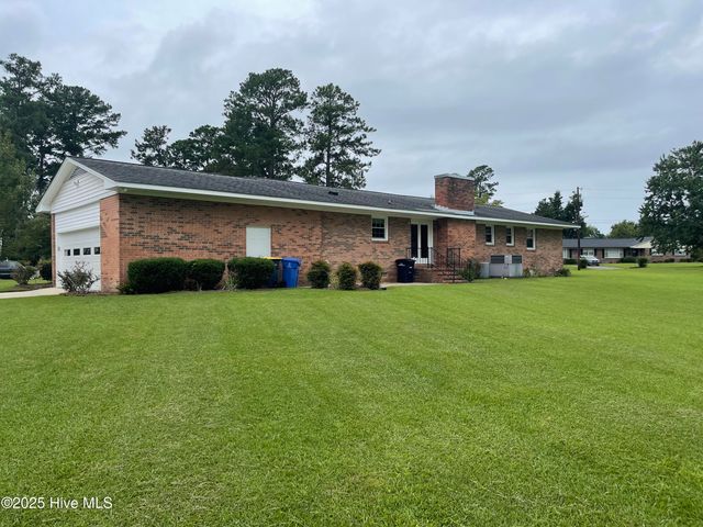 200 Deborah Place, Jacksonville, NC 28540