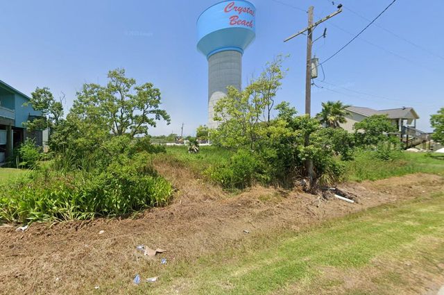 983 W Verdia Drive, Crystal Beach, TX 77650