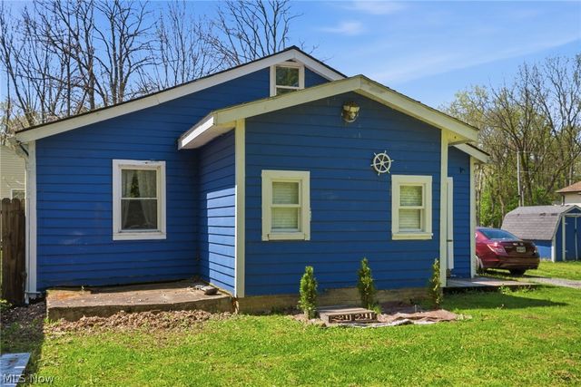 622 Riverside Boulevard, Eastlake, OH 44095