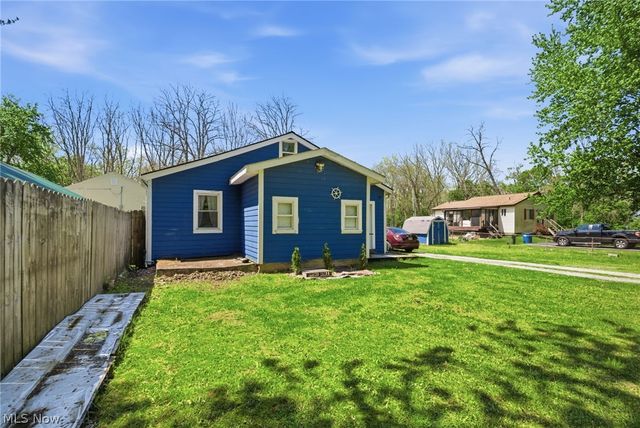 622 Riverside Boulevard, Eastlake, OH 44095