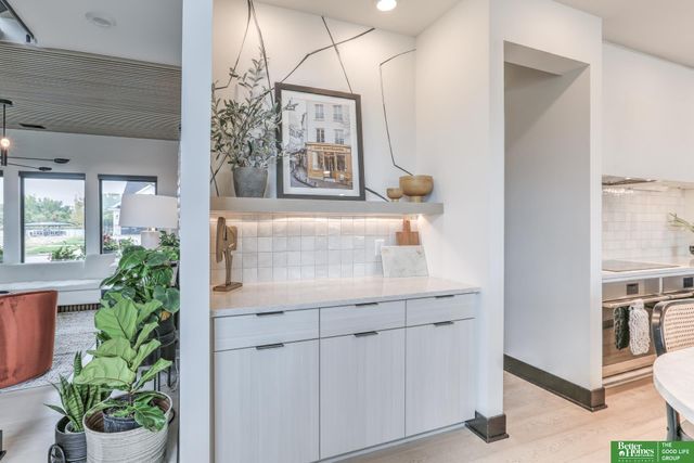 28432 Laurel Circle, Valley, NE 68064