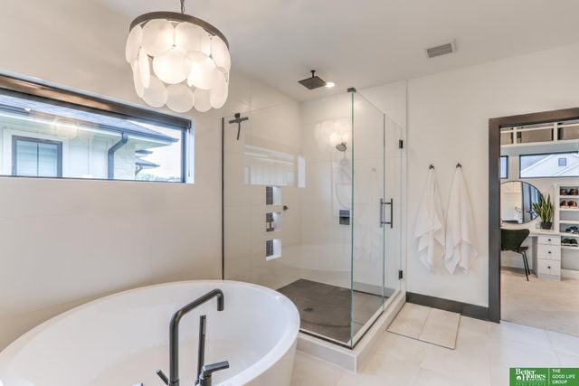 28432 Laurel Circle, Valley, NE 68064