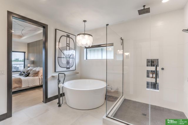 28432 Laurel Circle, Valley, NE 68064