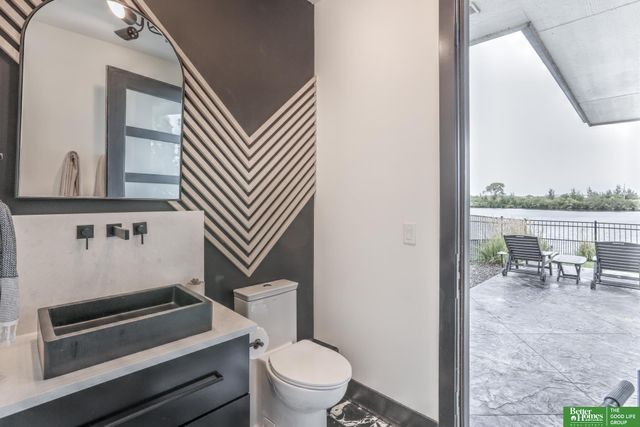 28432 Laurel Circle, Valley, NE 68064