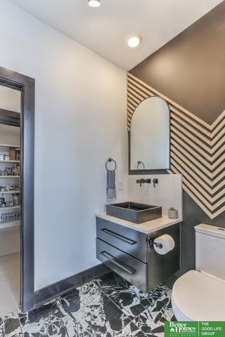 28432 Laurel Circle, Valley, NE 68064