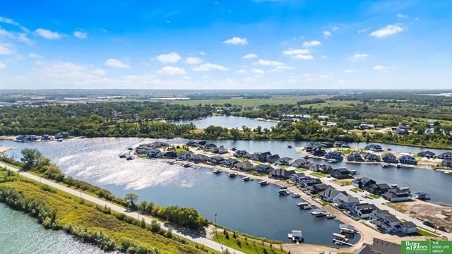 28432 Laurel Circle, Valley, NE 68064