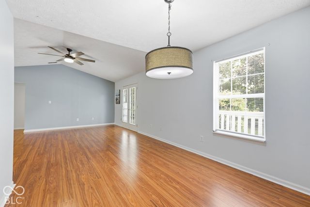 6276 Briargate Drive, Zionsville, IN 46077