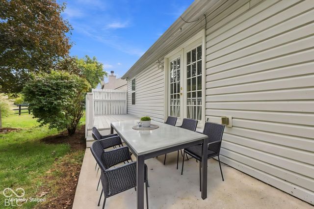 6276 Briargate Drive, Zionsville, IN 46077