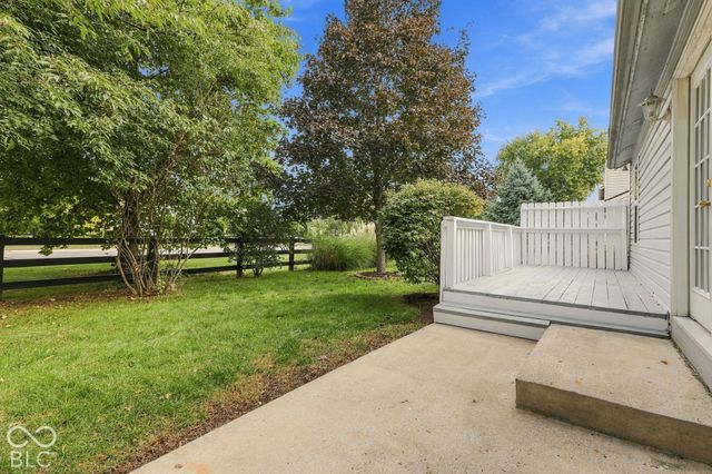 6276 Briargate Drive, Zionsville, IN 46077