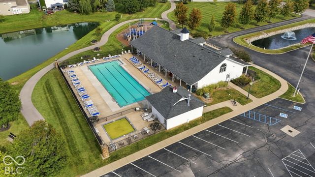 6276 Briargate Drive, Zionsville, IN 46077
