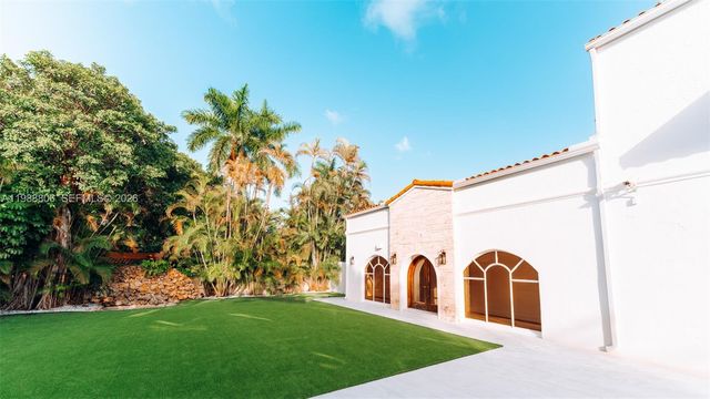 2525 Indian Mound Trl, Coral Gables, FL 33134