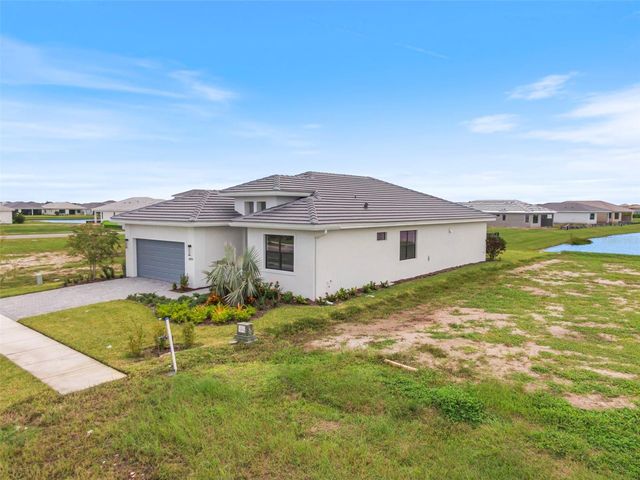 18373 ROCKPORT PLACE, Lakewood Ranch, FL 34211