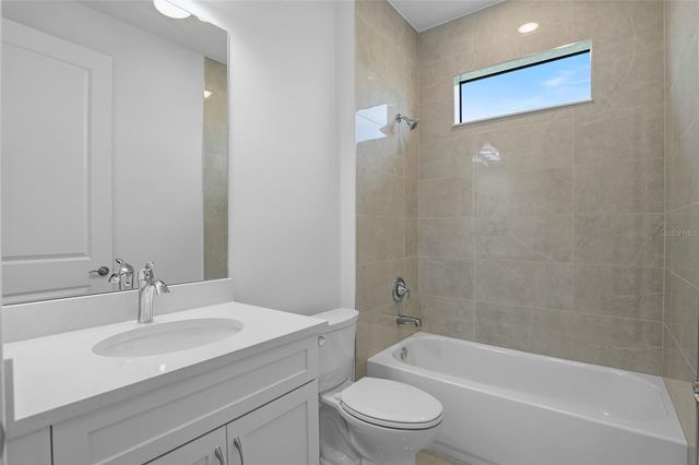 18373 ROCKPORT PLACE, Lakewood Ranch, FL 34211