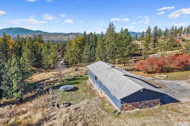 1071 Slide Creek Rd, Colville, WA 99114