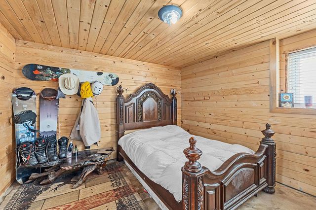 1071 Slide Creek Rd, Colville, WA 99114