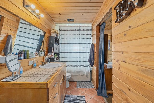 1071 Slide Creek Rd, Colville, WA 99114