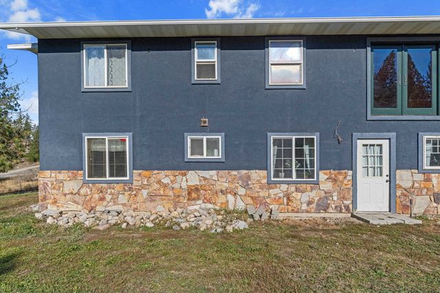 1071 Slide Creek Rd, Colville, WA 99114