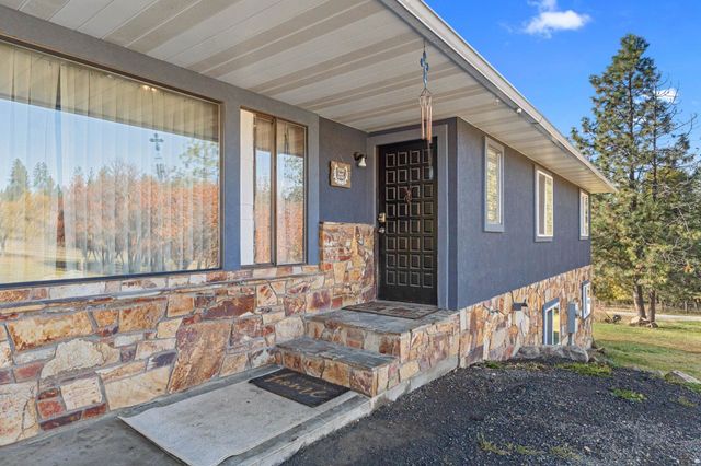 1071 Slide Creek Rd, Colville, WA 99114