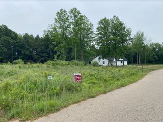 6360 Medinah Lane, Kalamazoo, MI 49004