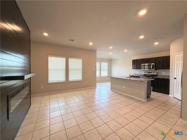 4902 Vivien Street, Killeen, TX 76549