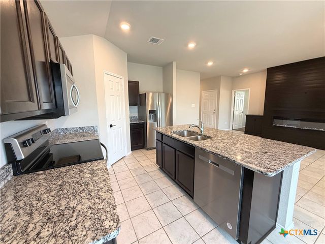 4902 Vivien Street, Killeen, TX 76549