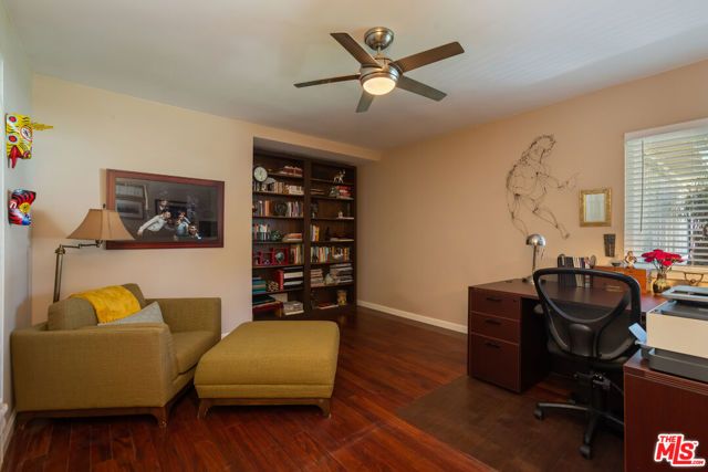16750 Valerio Street, Los Angeles, CA 91406