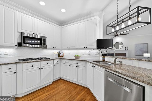 4978 Day Lily Way NW, Acworth, GA 30102