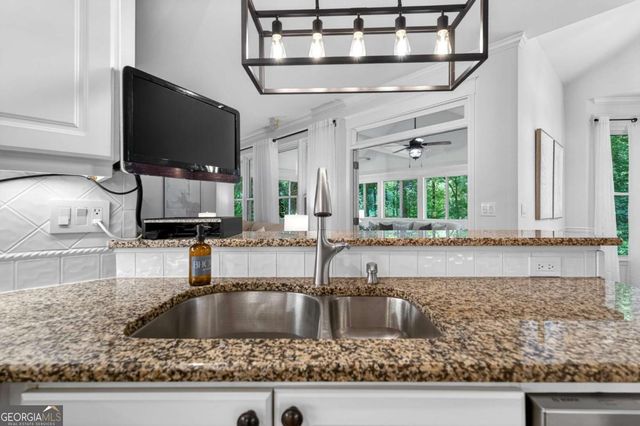 4978 Day Lily Way NW, Acworth, GA 30102