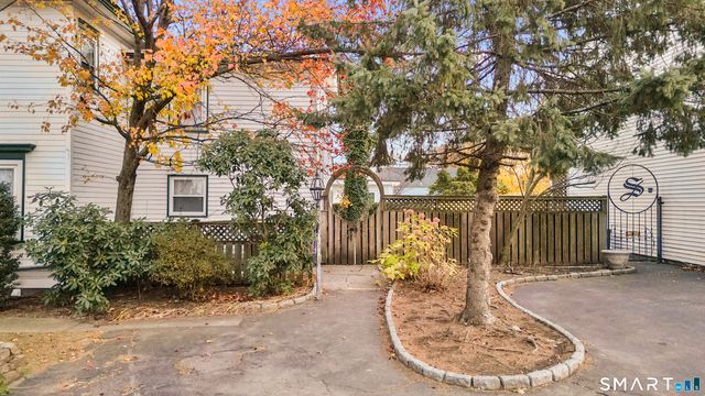 43 Elmwood Avenue, Norwalk, CT 06854