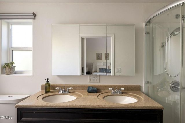 6042 Delphi Street, Los Angeles, CA 90042