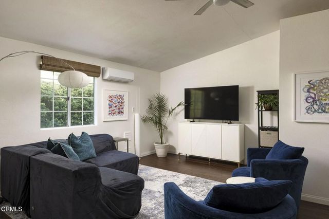 6042 Delphi Street, Los Angeles, CA 90042