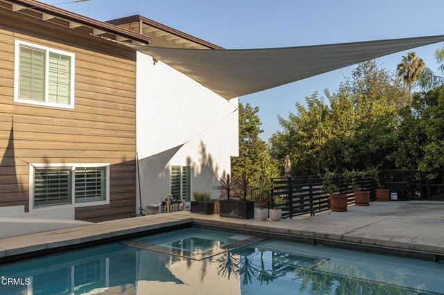 6042 Delphi Street, Los Angeles, CA 90042