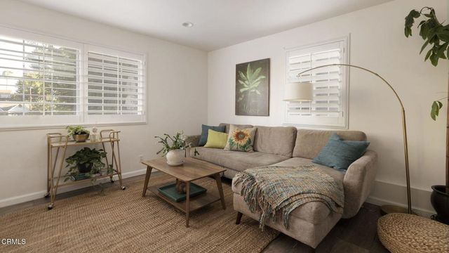 6042 Delphi Street, Los Angeles, CA 90042