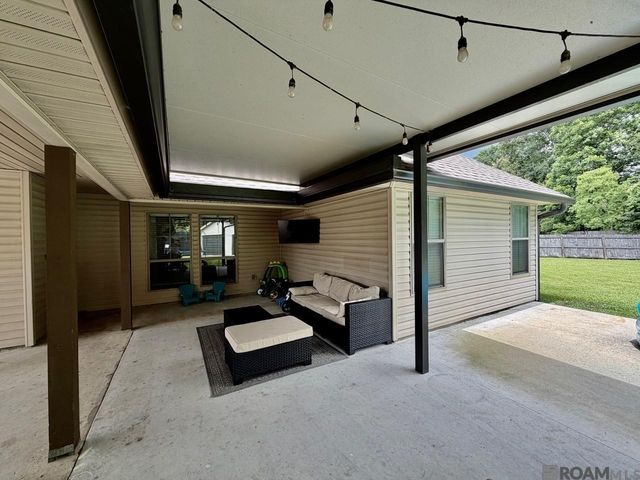 38548 East Court, Prairieville, LA 70769
