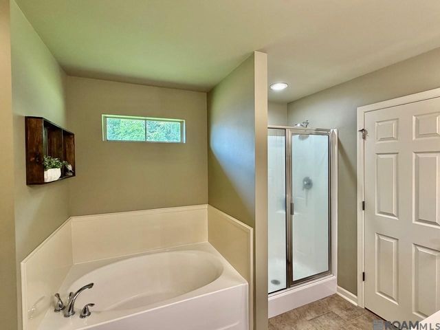 38548 East Court, Prairieville, LA 70769