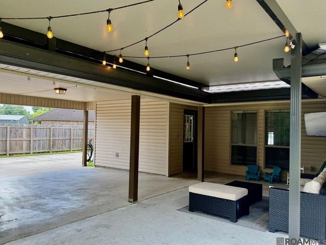 38548 East Court, Prairieville, LA 70769