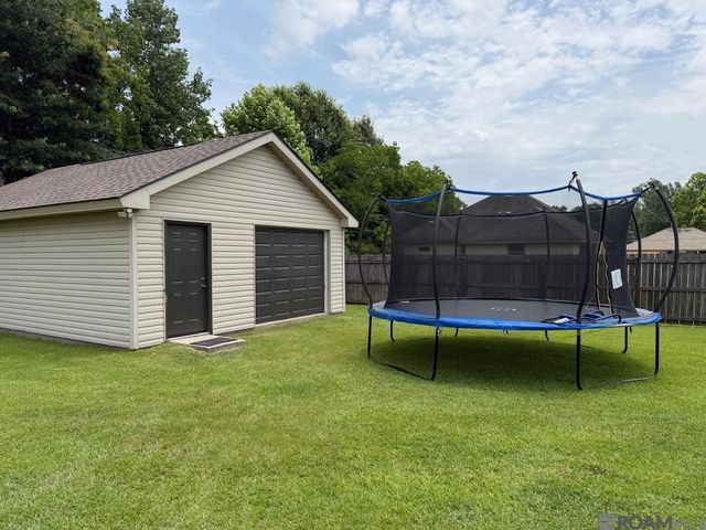 38548 East Court, Prairieville, LA 70769