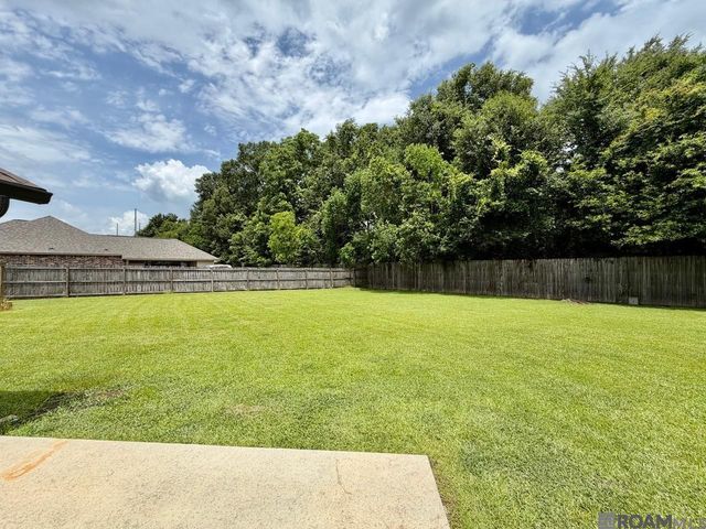 38548 East Court, Prairieville, LA 70769