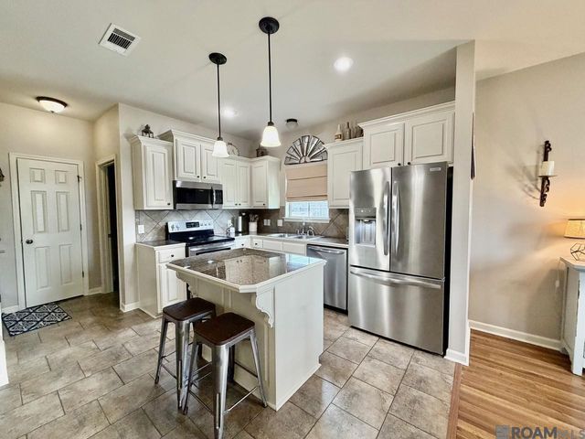38548 East Court, Prairieville, LA 70769